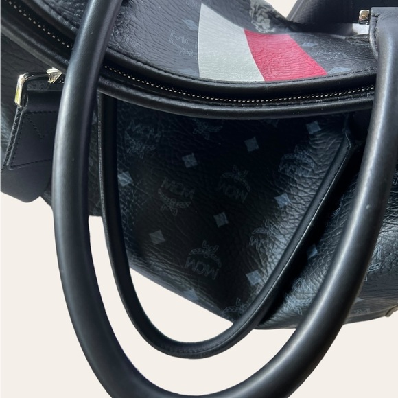 MCM lion tote / LIMITED EDITION - Picture 4 of 12